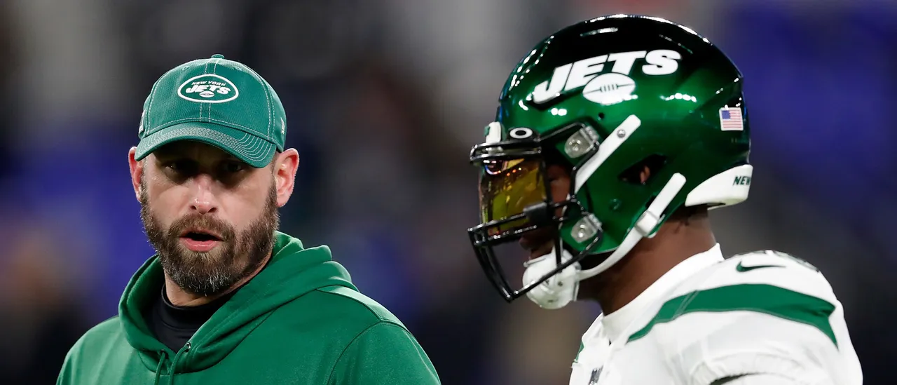 Le’Veon Bell Throws Hilarious Shade At Adam Gase After Remembrance Of Crazy Story Involving Bowling